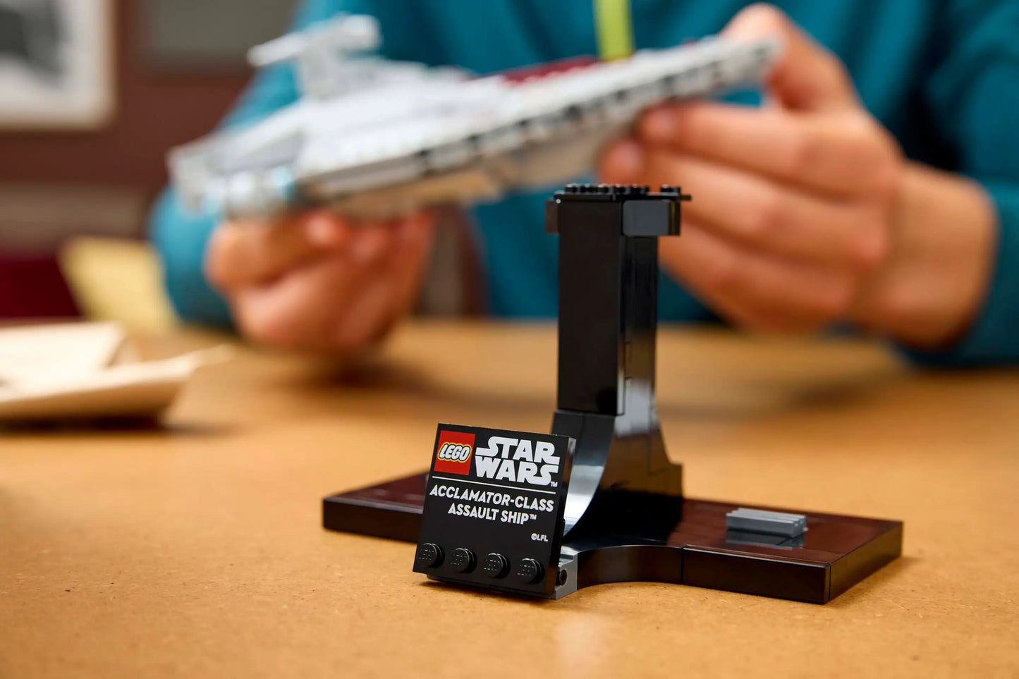 LEGO Star Wars Nava de asalt Acclamator-Class
