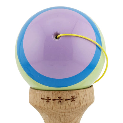 Kendama X SPECTRUM Originală Super Sticky, Big Cups V2, Profesională, Multicolor, cu Rulment Metalic și Ață 55 cm